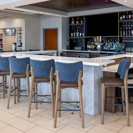 Hilton Garden Inn Oklahoma City Airport Экстерьер фото