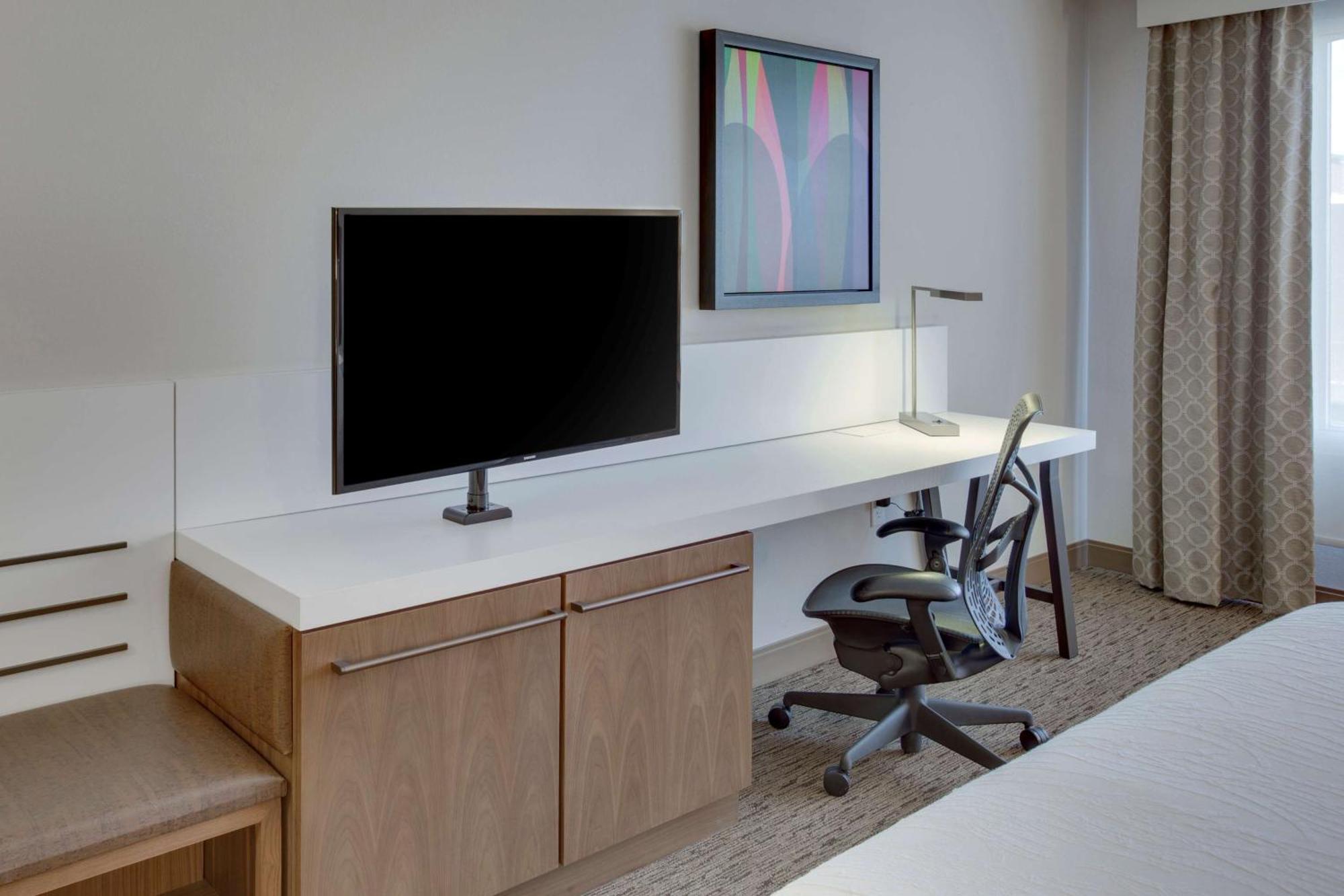 Hilton Garden Inn Oklahoma City Airport Экстерьер фото