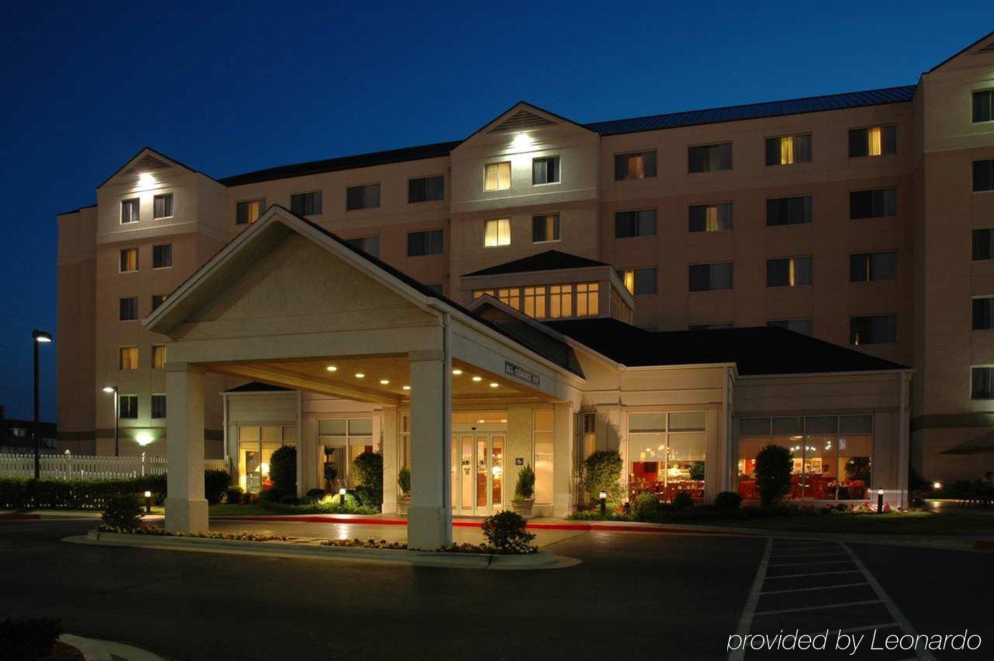Hilton Garden Inn Oklahoma City Airport Экстерьер фото