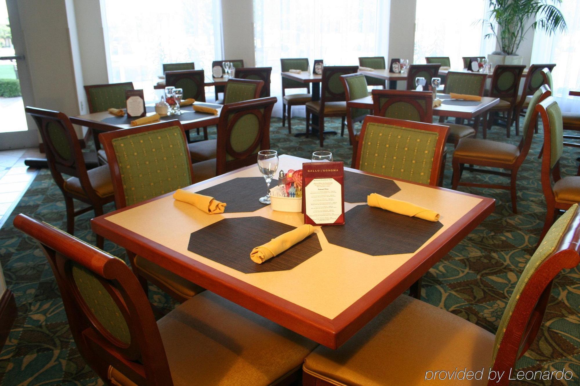 Hilton Garden Inn Oklahoma City Airport Ресторан фото
