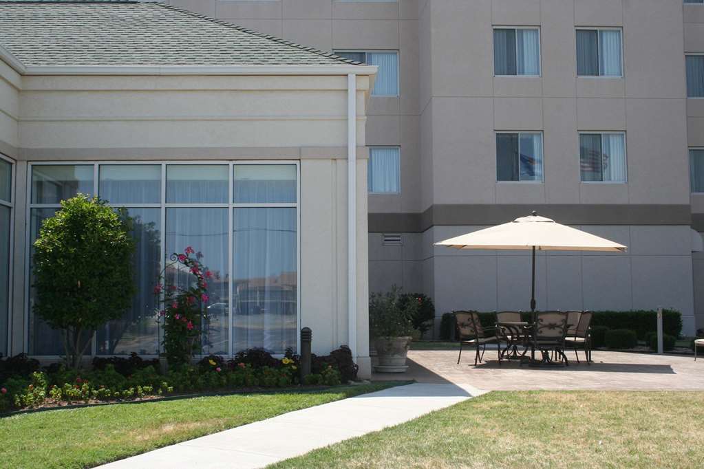 Hilton Garden Inn Oklahoma City Airport Экстерьер фото